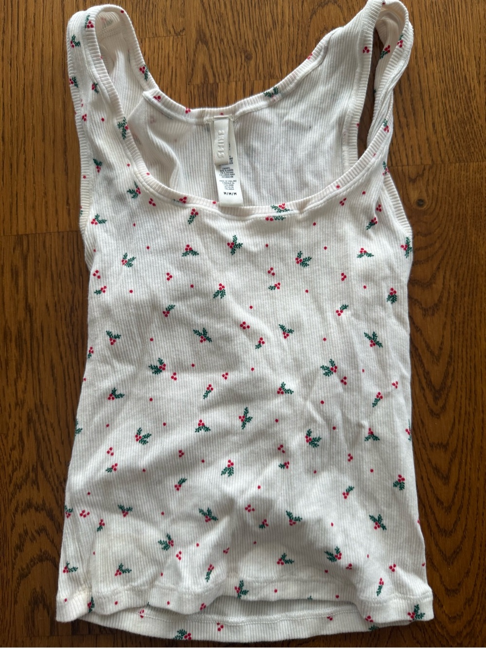 SKIMS White Mistletoe Ribbed Scoop Neck Sleep Tank - Picture 2 of 5